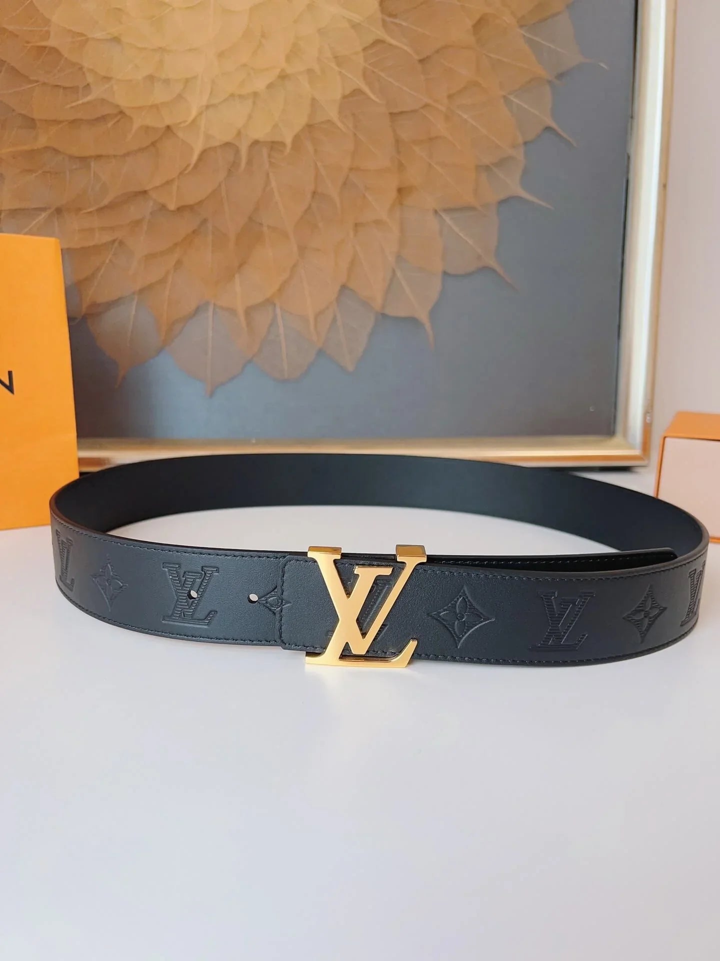 Calfskin Embossed Pattern Leather Belt