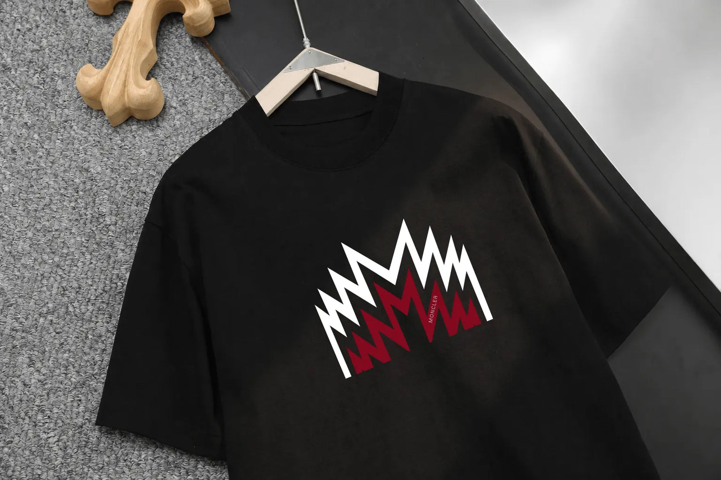 Zig‑zag M Logo Print T‑Shirt