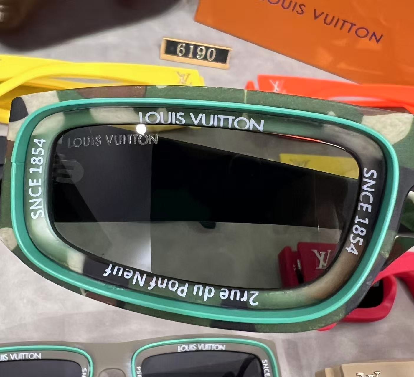 Modern Narrow Rectangle Sunglasses