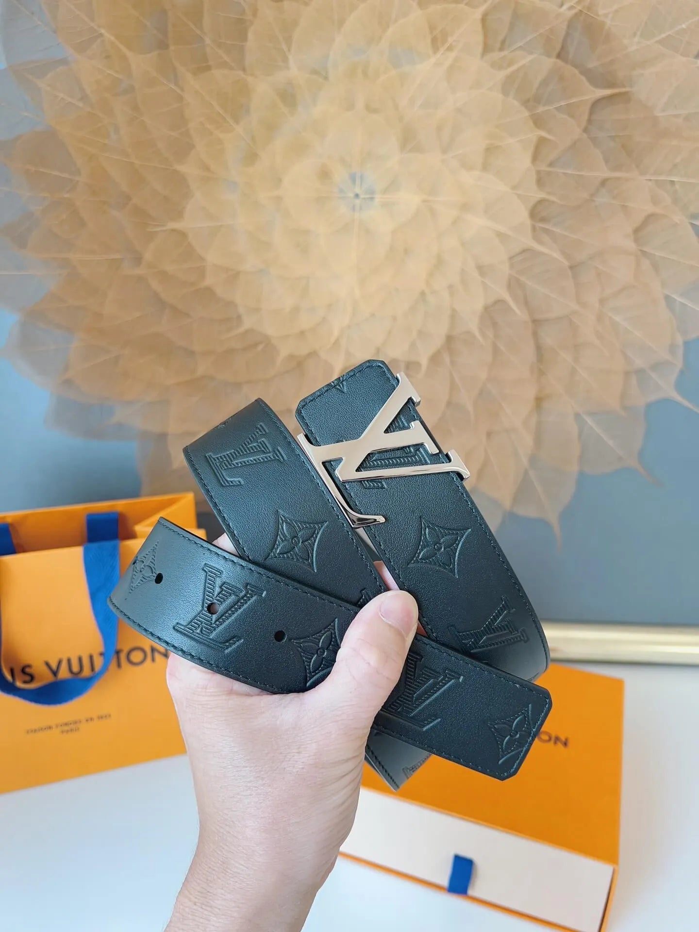 Calfskin Embossed Pattern Leather Belt