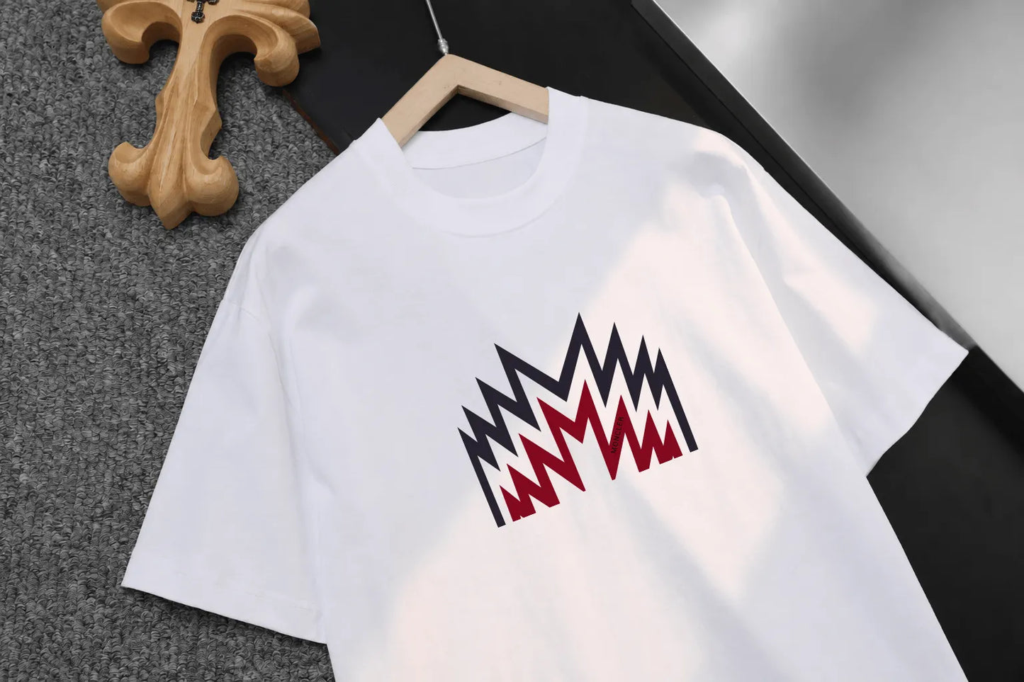 Zig‑zag M Logo Print T‑Shirt