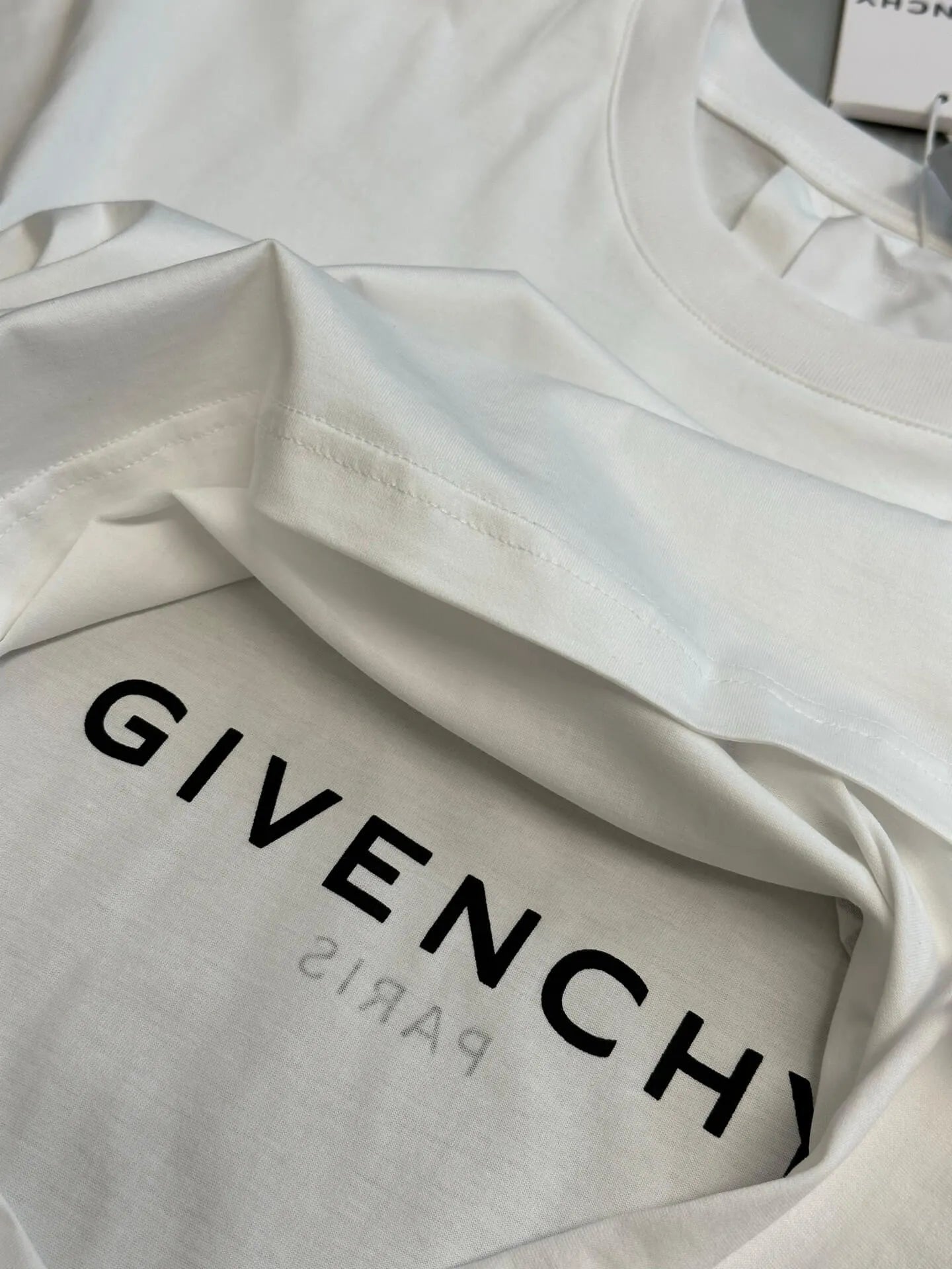 Minimalist Reverse Letter Print T-Shirt