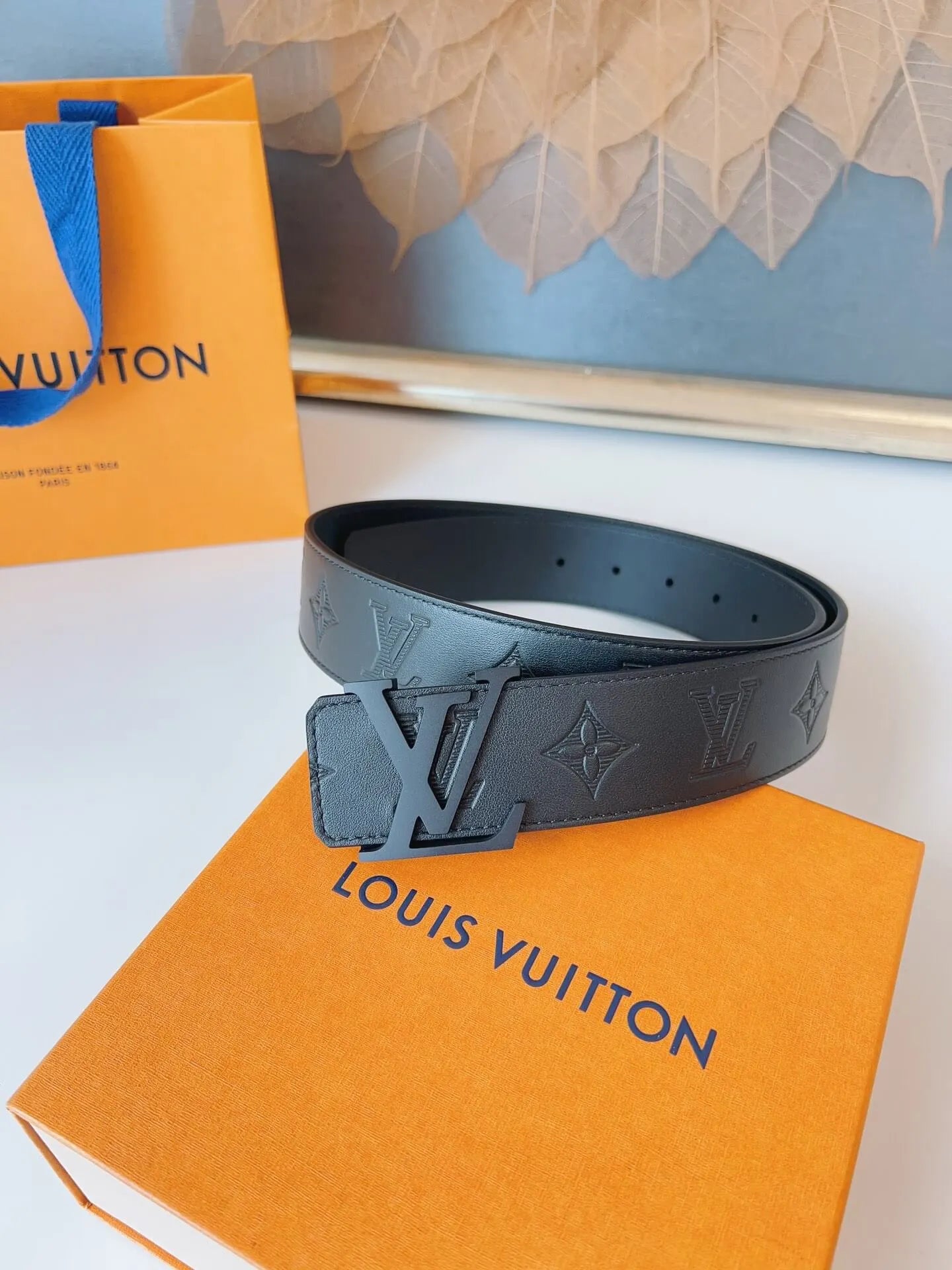 Calfskin Embossed Pattern Leather Belt
