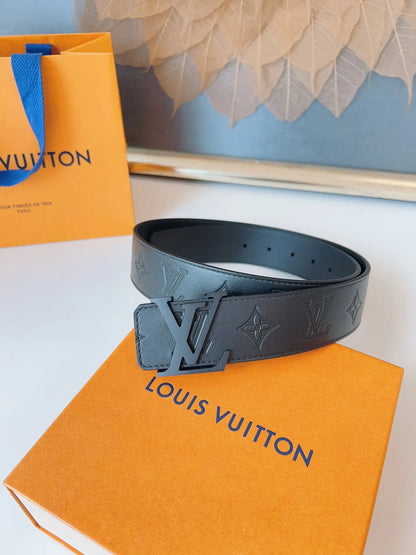 Calfskin Embossed Pattern Leather Belt