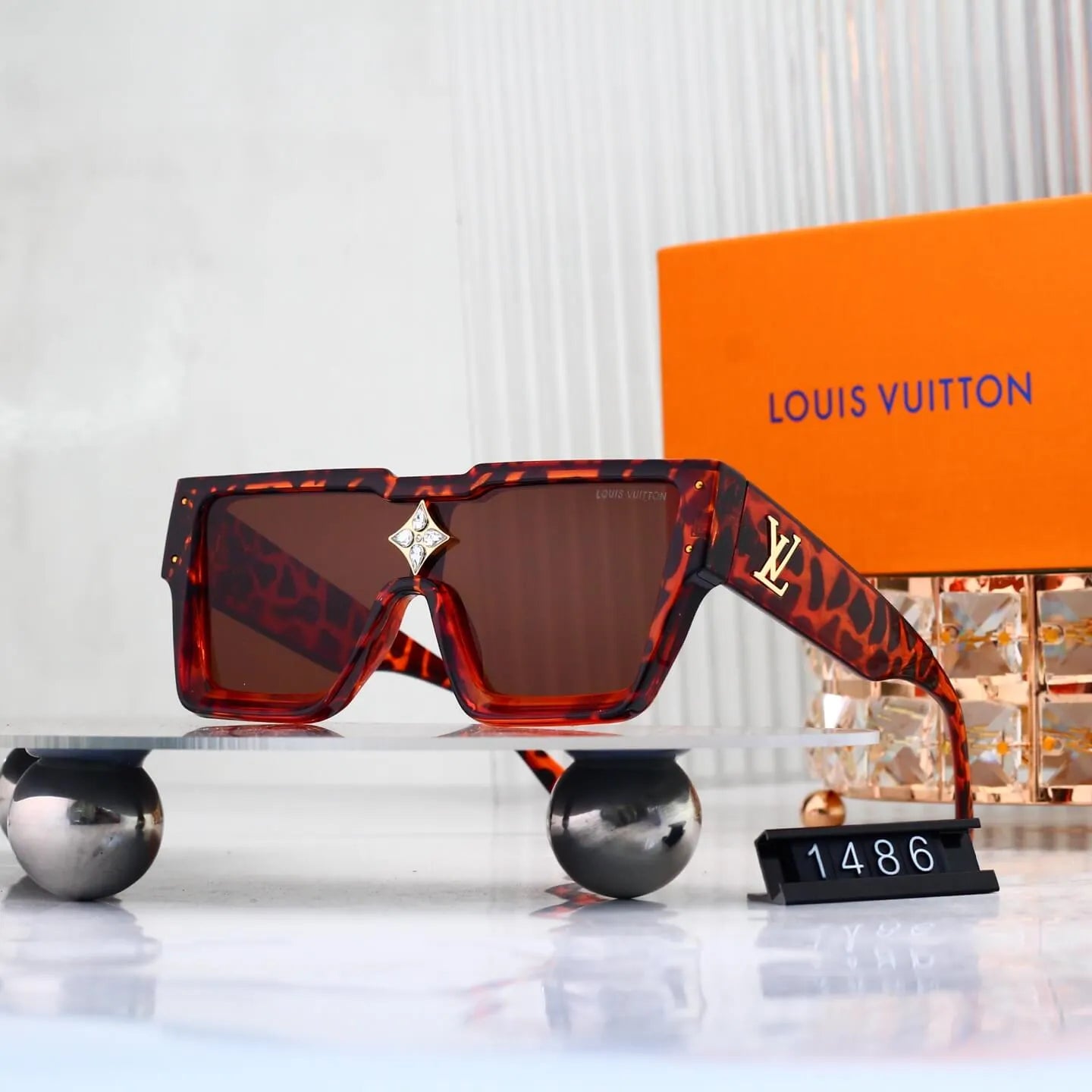 Fashion Rhinestone Decor Square Sunglasses