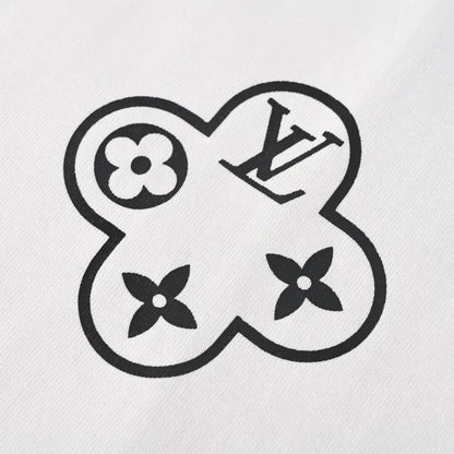 Back Chain Circle Letter Print T-Shirt