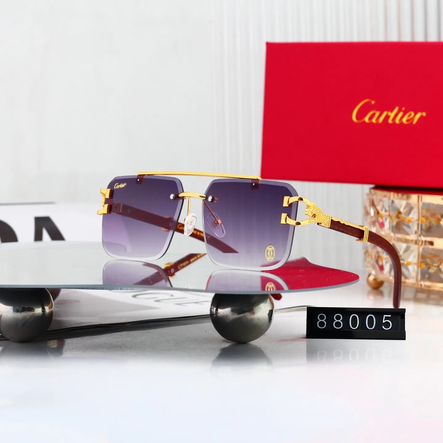 Chic Rimless Sunglasses
