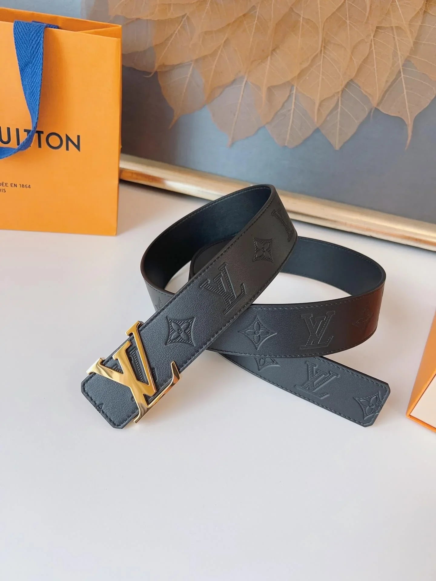 Calfskin Embossed Pattern Leather Belt