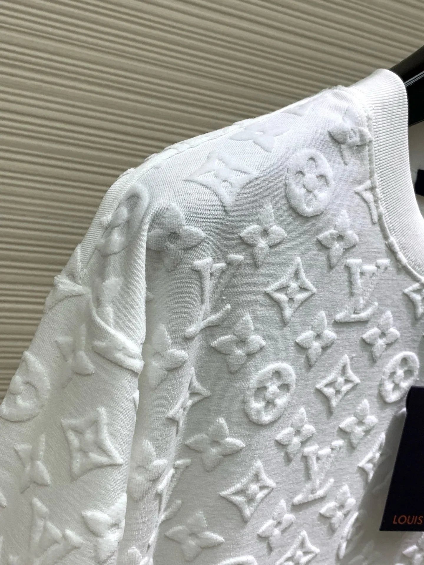 Foam Round Neck Sleeve T-shirt