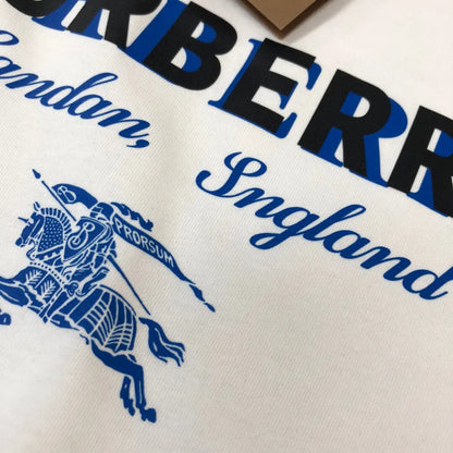 Knight Letter Print T‑Shirt