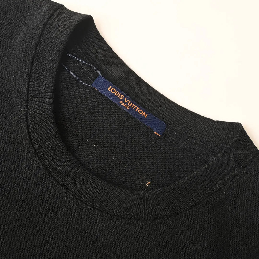 Back Chain Circle Letter Print T-Shirt