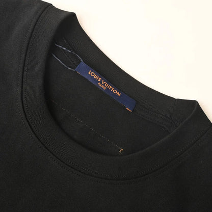 Back Chain Circle Letter Print T-Shirt