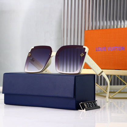 Embossed Temple Oversized Sunglasses