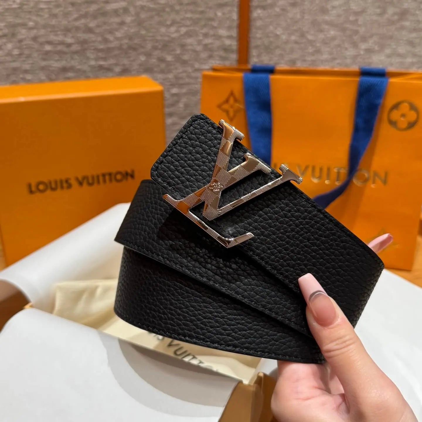 Lychee Grain Calfskin Leather Belt
