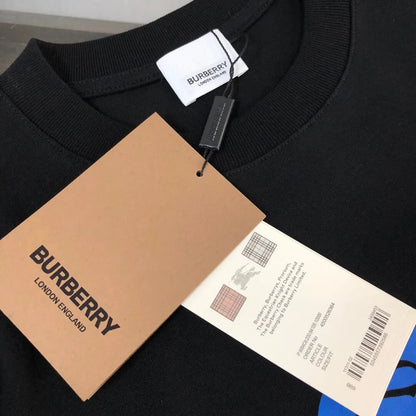 Horse Logo Vertical Print T‑Shirt