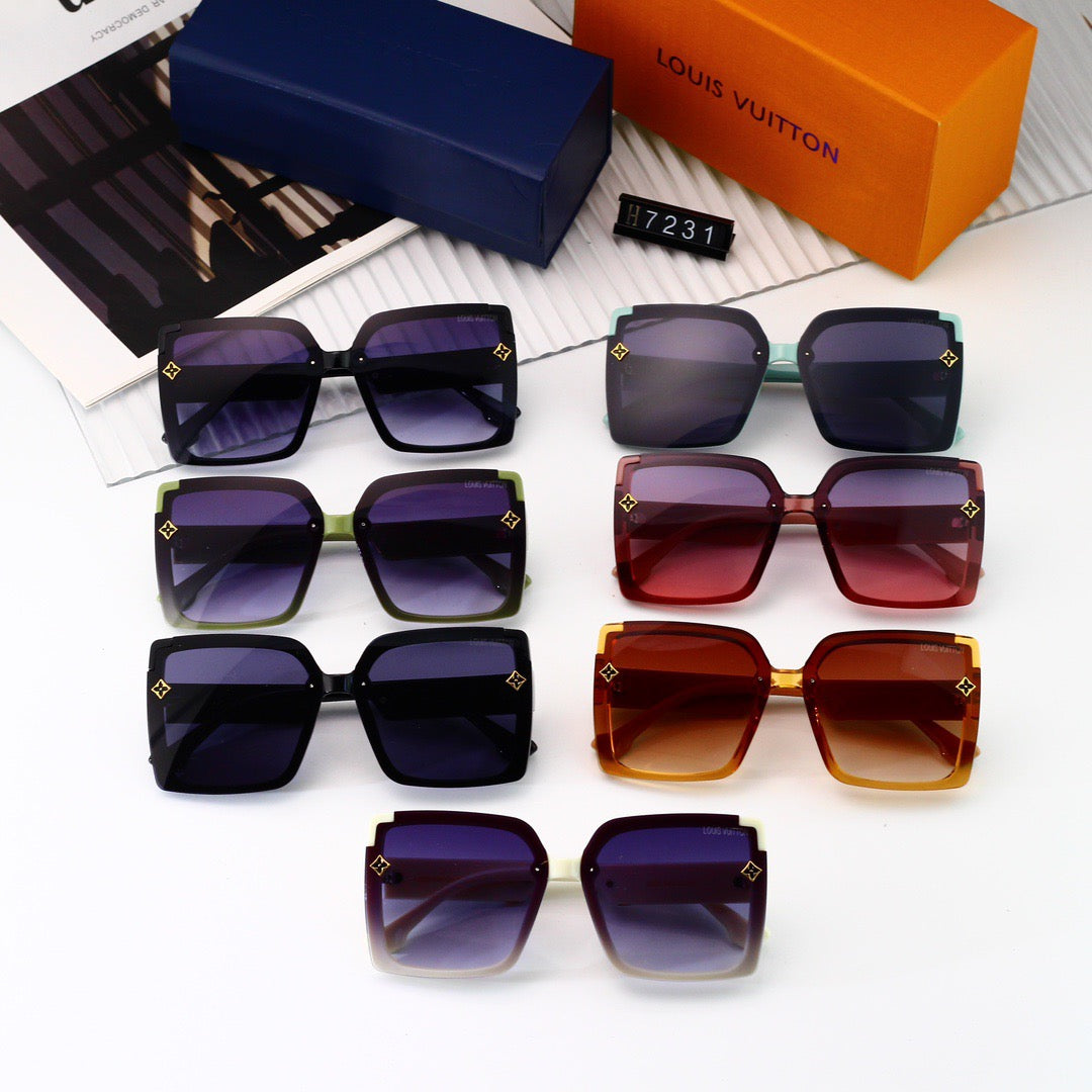 Embossed Temple Oversized Sunglasses