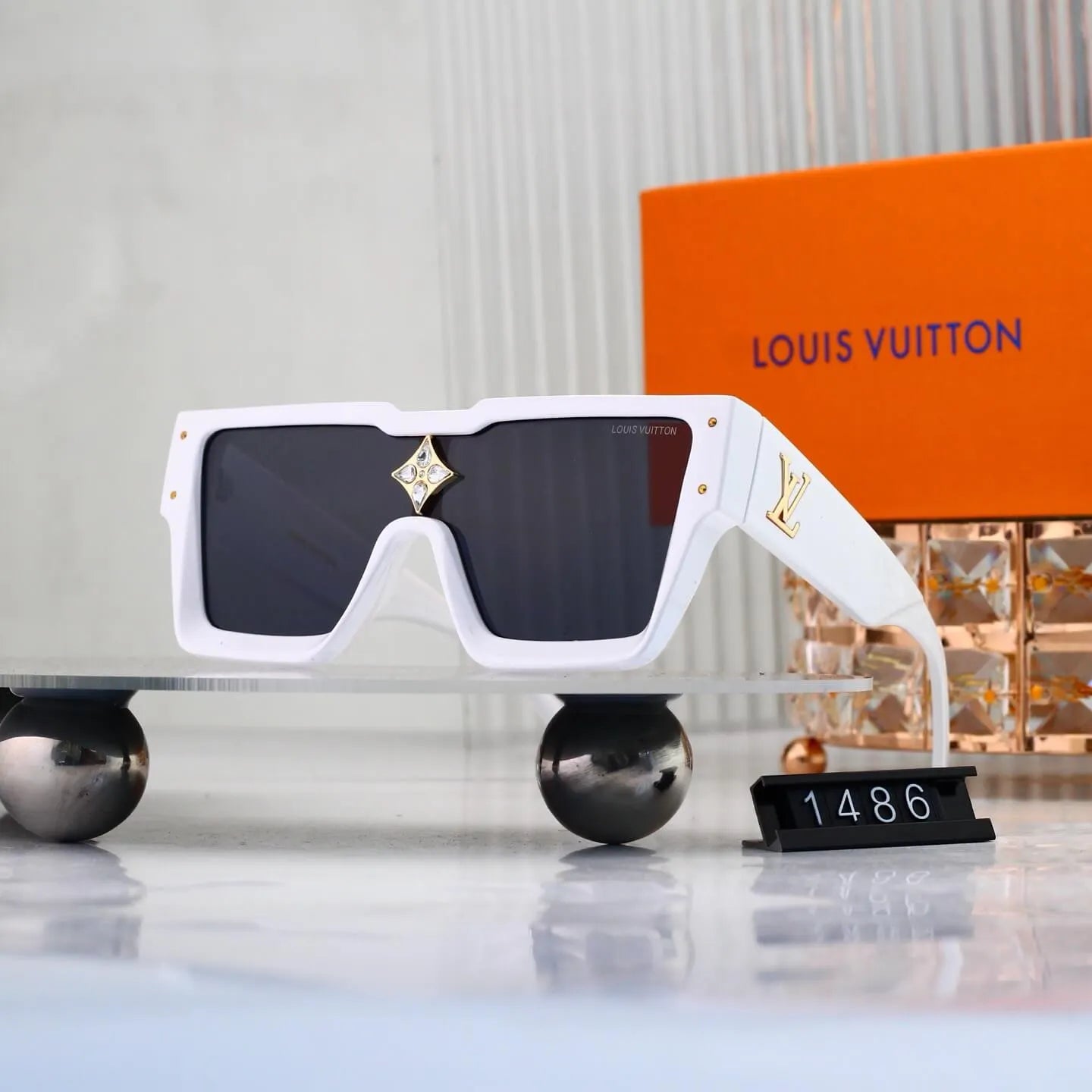 Four-Leaf Clover Diamond Sunglasses