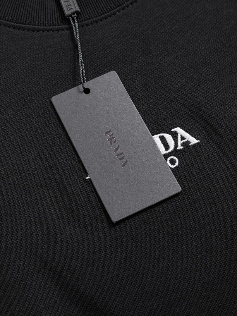 Classic Letter Embroidered T-Shirt