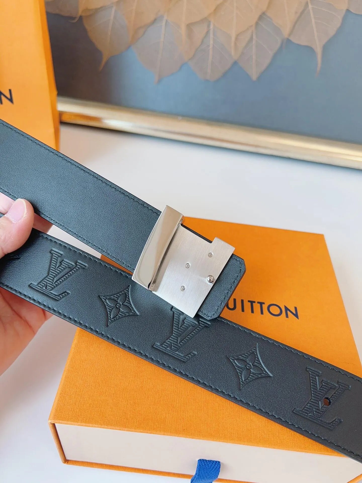 Calfskin Embossed Pattern Leather Belt