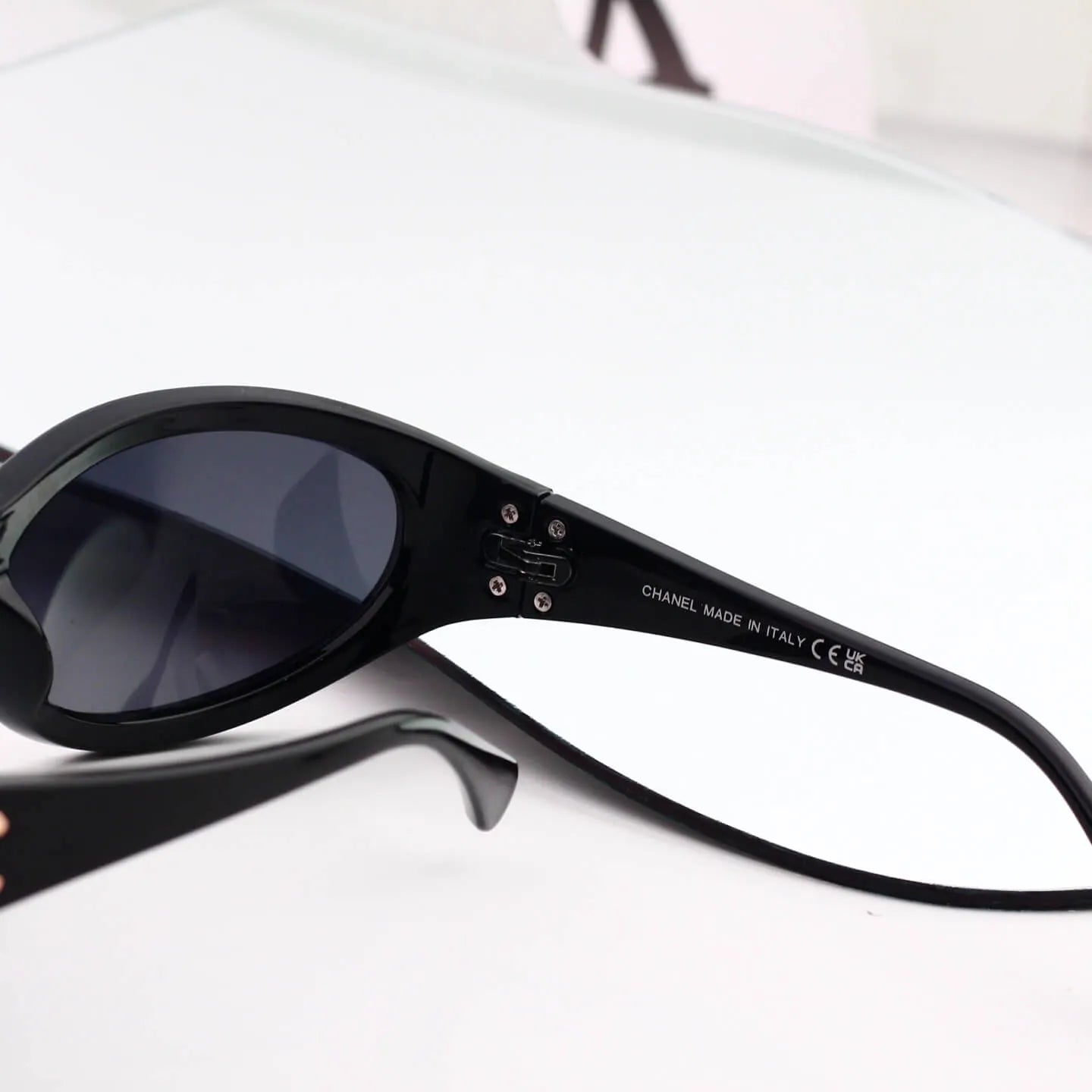 Vintage Oval Sunglasses