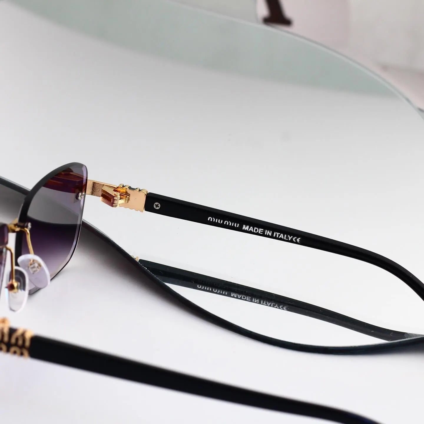 Retro Frameless Cut Edge Fashion Sunglasses