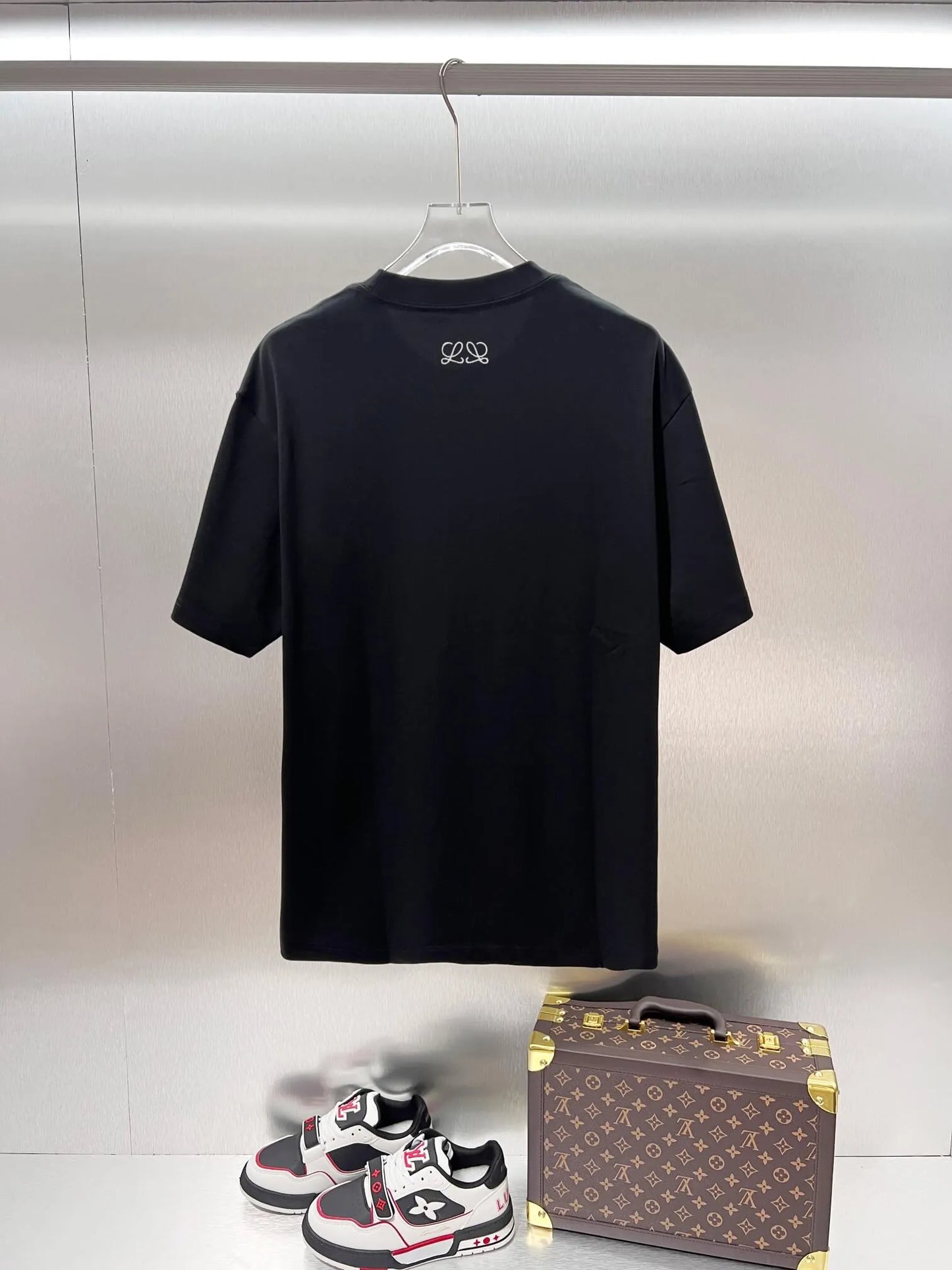 Sitting Lion Print Short Sleeve T‑Shirt