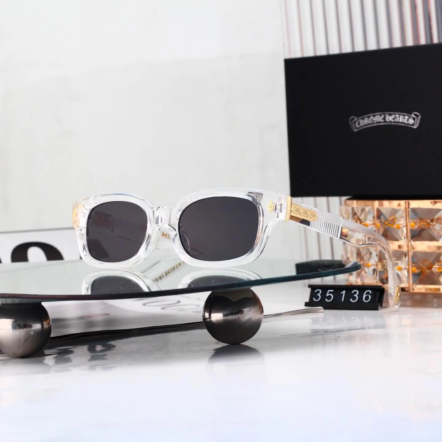 Classic Rivet Decor Rectangle Sunglasses