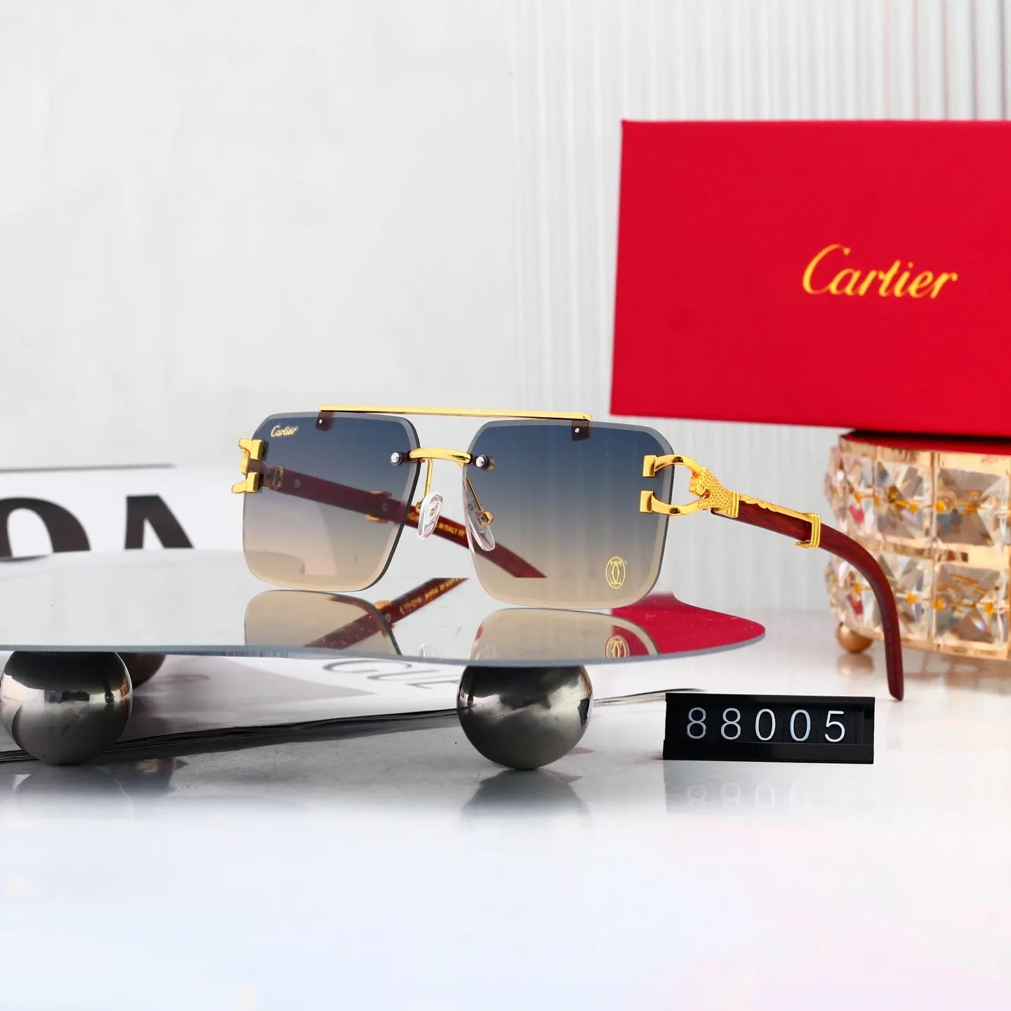 Chic Rimless Sunglasses