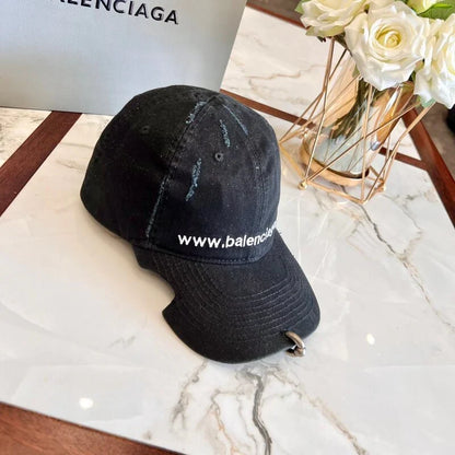 Brim Defect Baseball Cap