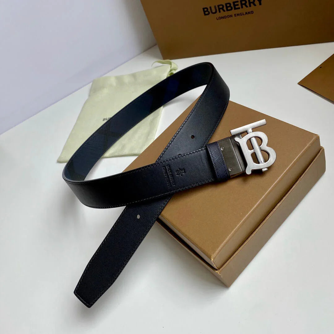 Classic And Minimalist Plaid Belt