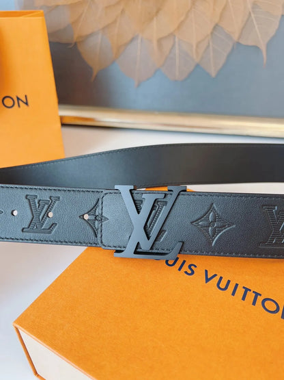 Calfskin Embossed Pattern Leather Belt