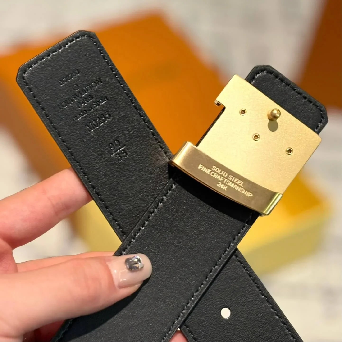 High-End Presbyopic Leather Belt