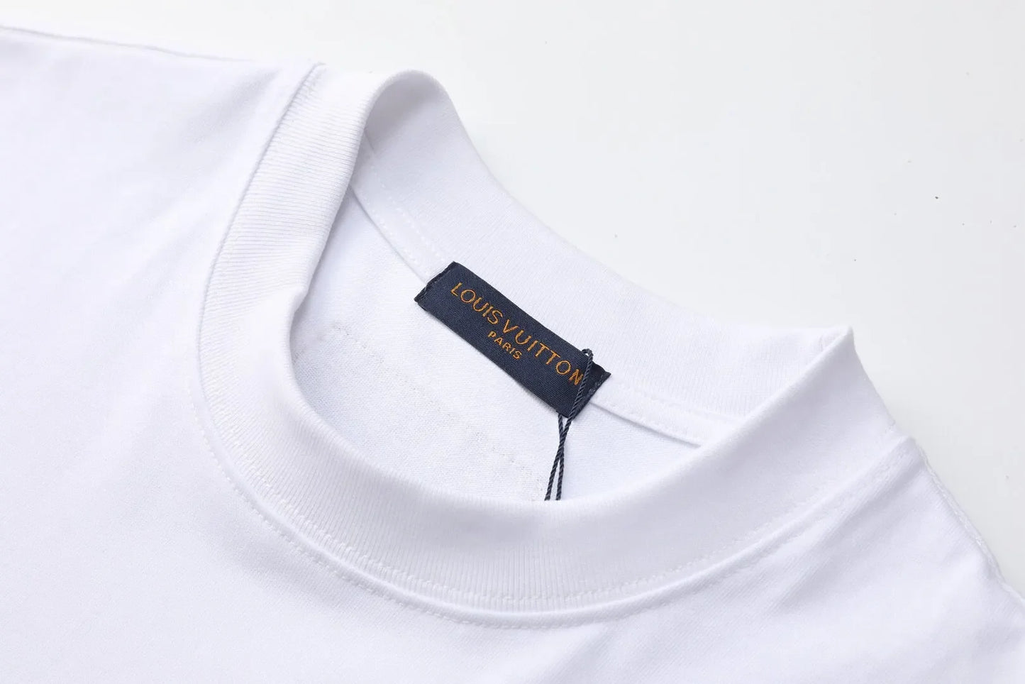 Glow Outline Print T-shirt