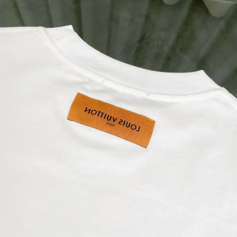 Classic Necklace T-shirt