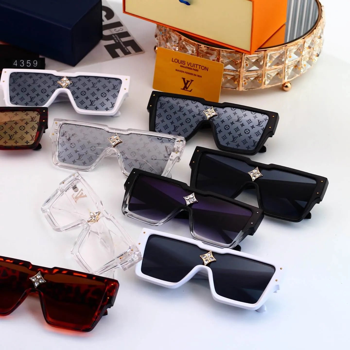 Fashion Rhinestone Decor Square Sunglasses