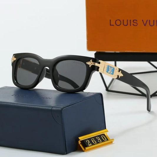 Contrast Temple Wayfarer Shades