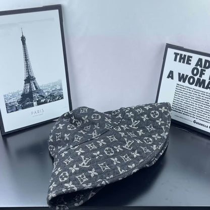 Black-Grey Jacquard Wide-Brim Bucket Hat