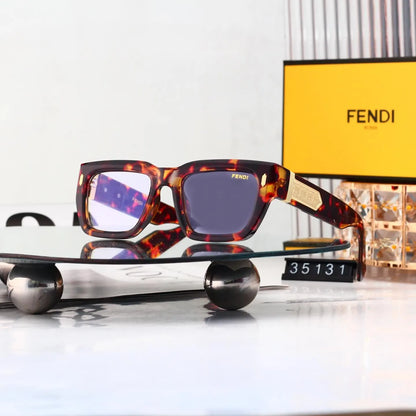Retro Thick Frame Sunglasses