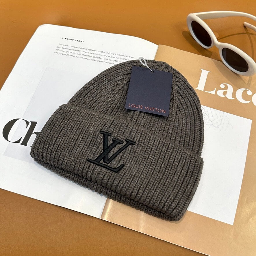 Multi-Color Large Emblem Knitted Warm Beanie