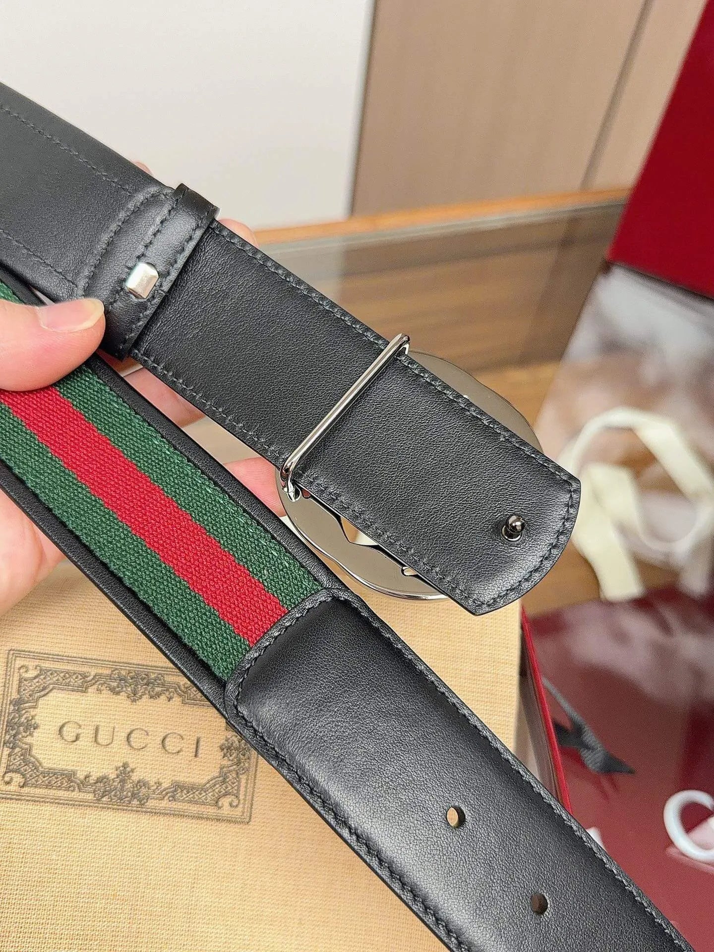 Red‑Green Striped Belt