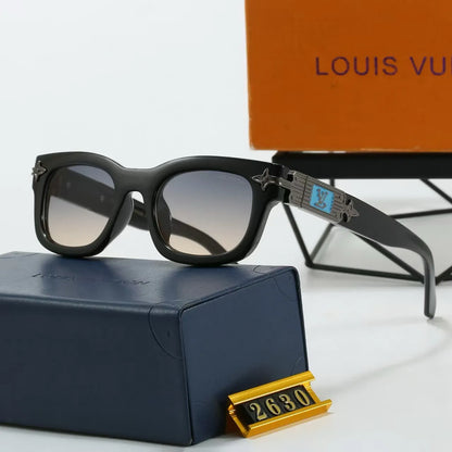 Contrast Temple Wayfarer Shades