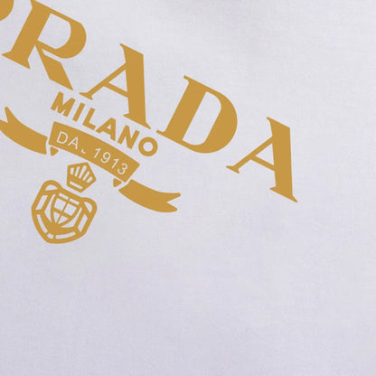 Gold Badge Print Short‑Sleeve T‑Shirt