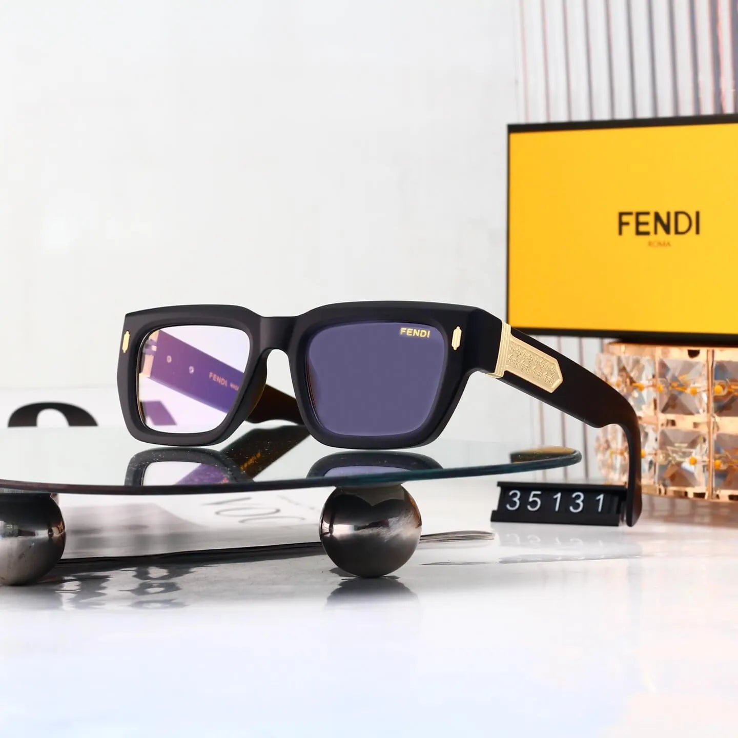 Retro Thick Frame Sunglasses