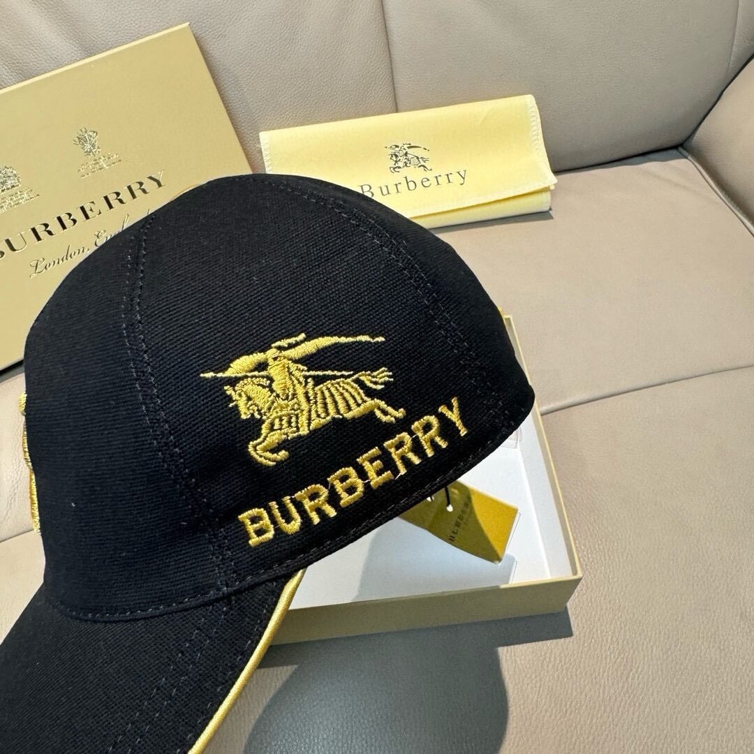 Classic Letter Embroidery Hat