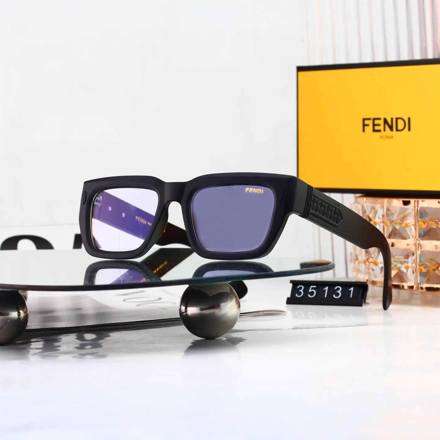Retro Thick Frame Sunglasses